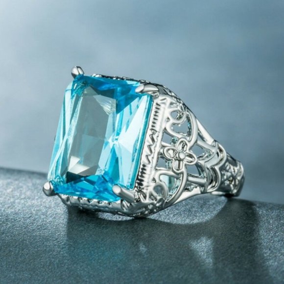 925 Silver Princess Cut Aquamarine Size 7 New - Picture 3 of 4